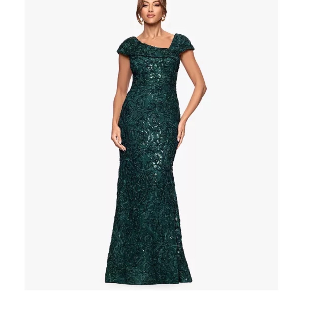Xscape Evening Gown Women 10 NEW Green Sequin Rosette Mermaid Maxi Dress